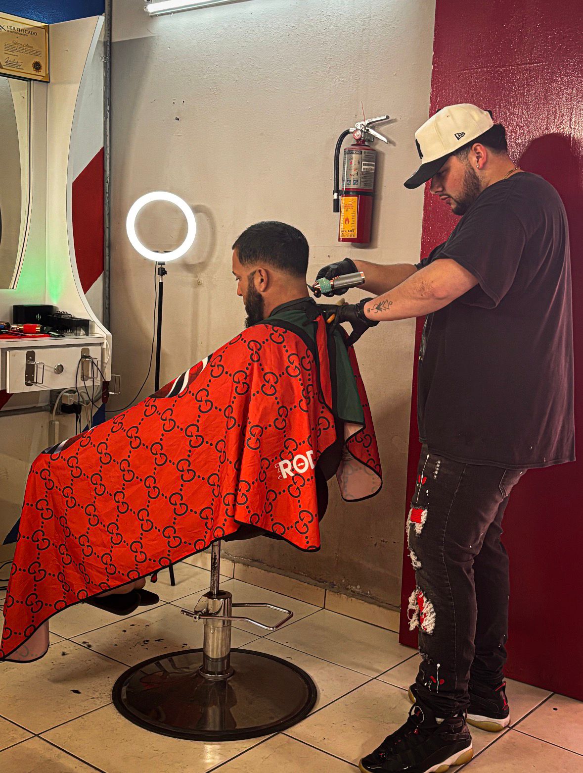 Hector Alicea, Barber de Breaking Barbershop en San Germán Puerto Rico