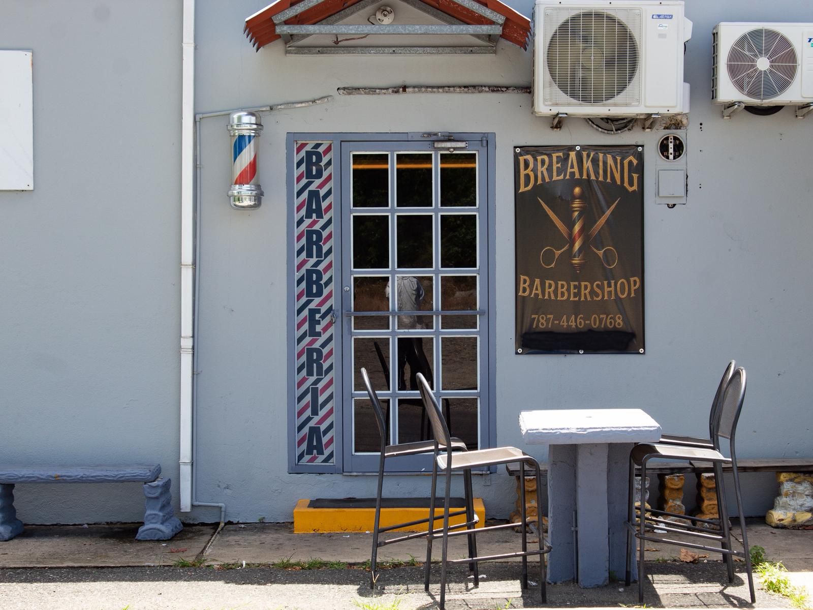 Interior de Breaking Barbershop